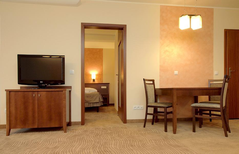 Hotel Murowanica 3*